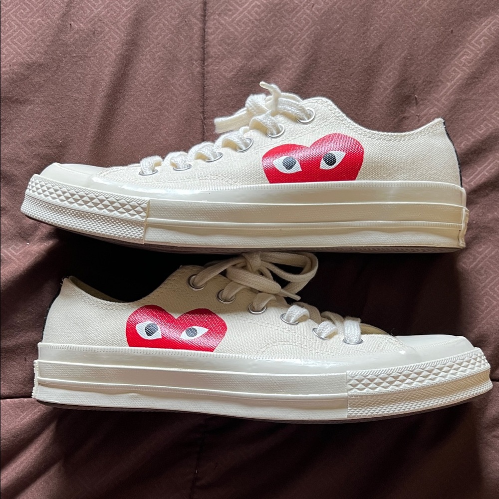Comme des Garcons PLAY Cream Sneakers with Red Heart